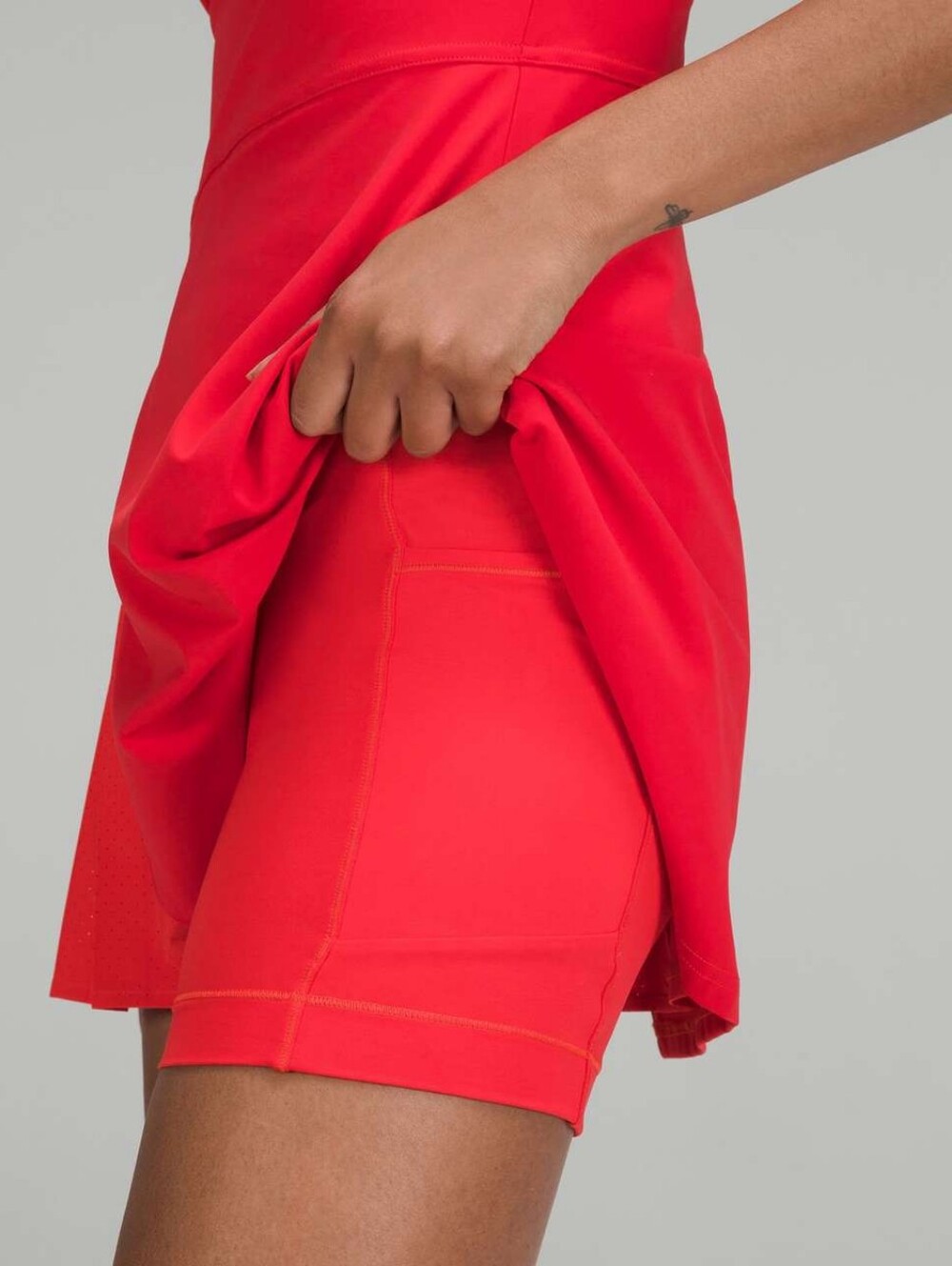 Lululemon Nulux Asymmetrical Tennis Dress (6). MRSN $138 - Picture 15 of 16